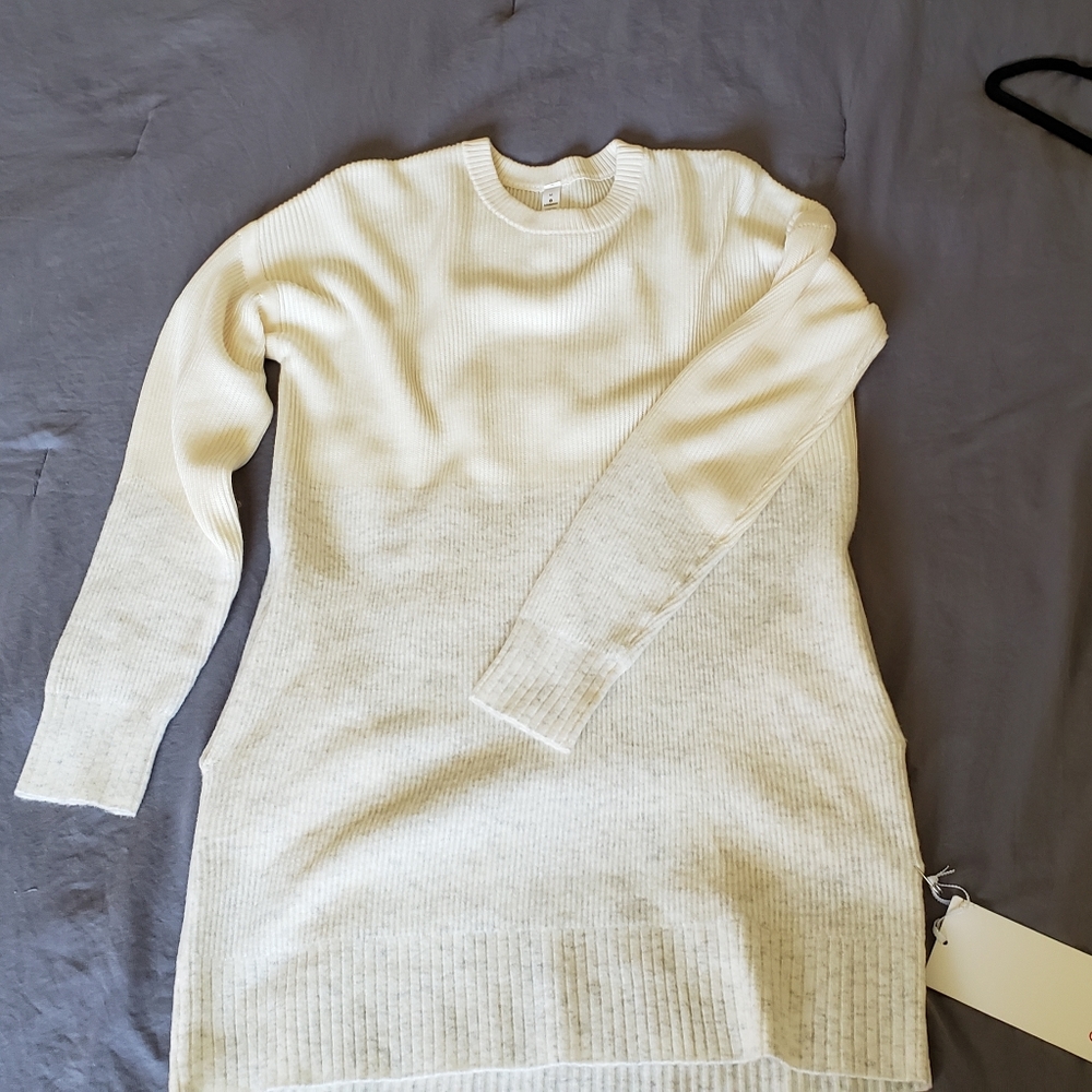 NWT LLL Restful Intention Sweater